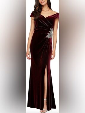 Alex Evenings Velvet Off The Shoulder Maxi Dress in Burgundy Size 12